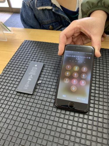 iPhone7 バッテリー交換　川越市　200123